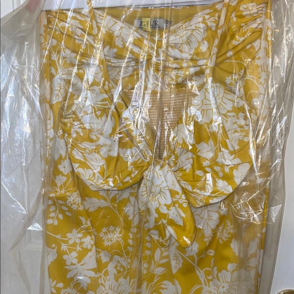 Amir Yellow Floral Two-Piece Set - Picture 4 of 16